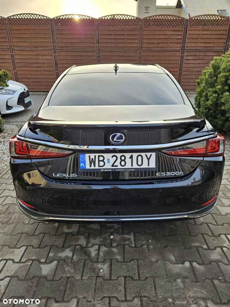 Lexus ES - 15