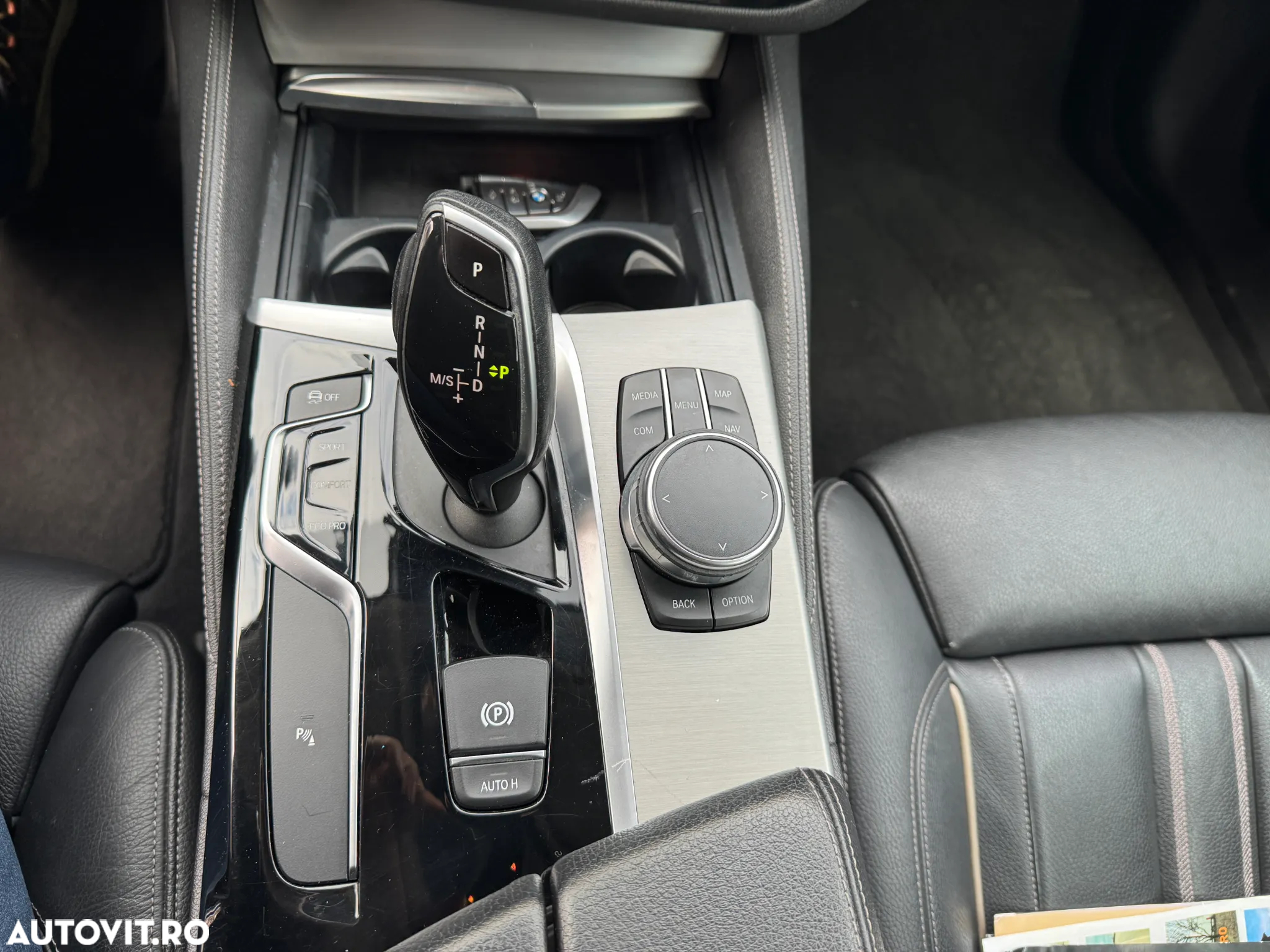 BMW Seria 5 530d xDrive AT - 23
