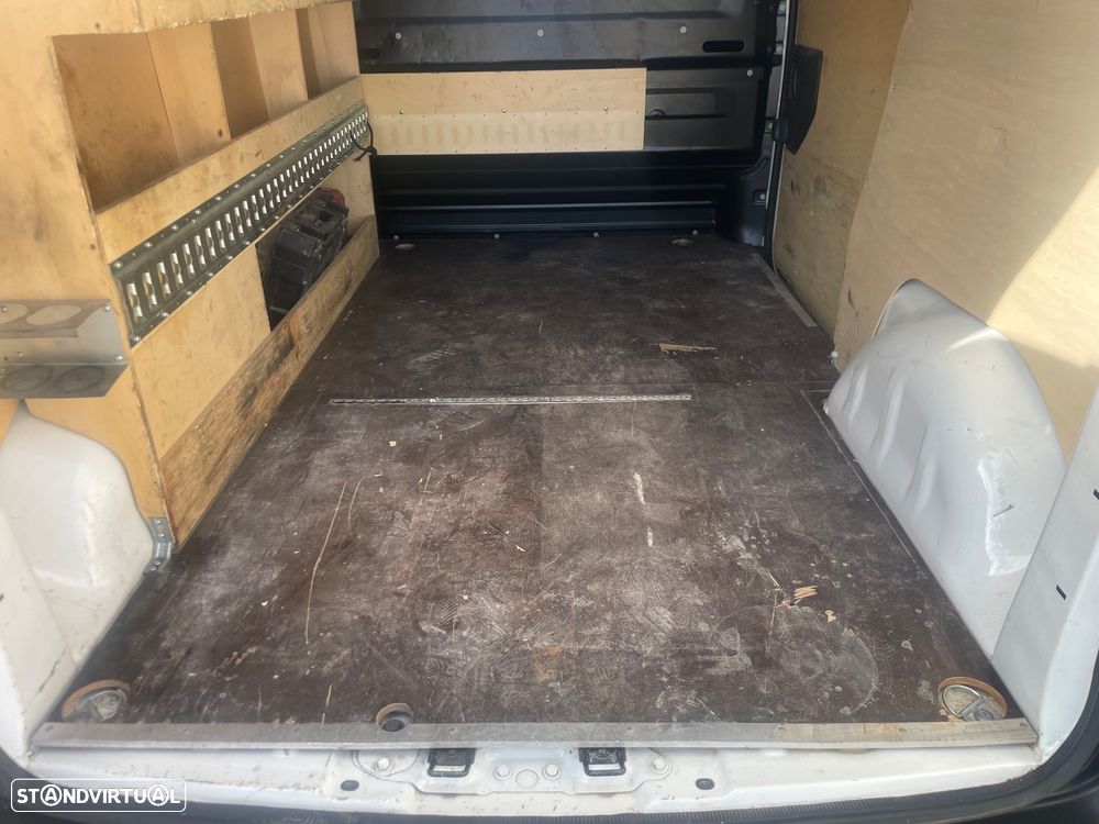 Peugeot Expert 1.5 BlueHDi L2H1 Semi-Vidrado - 12