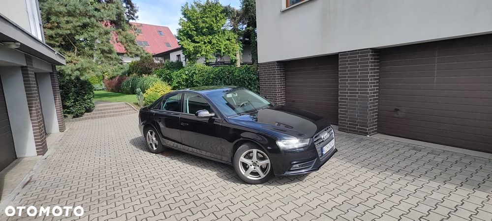 Audi A4 Limousine 1.8 TFSI Ambiente - 1