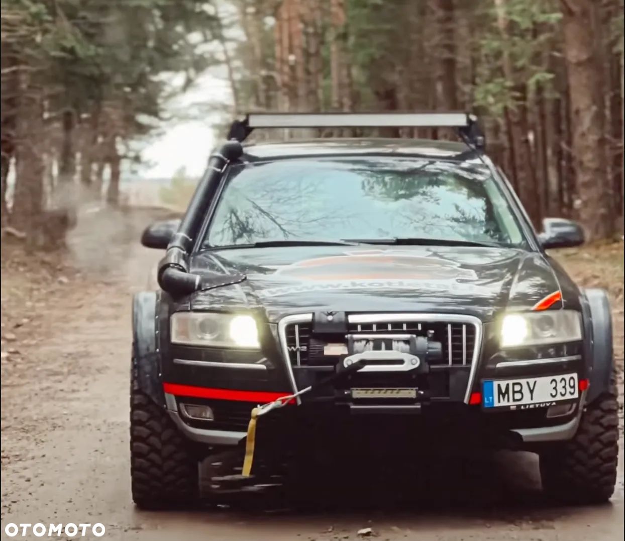 Audi A8 4.2 Quattro - 1