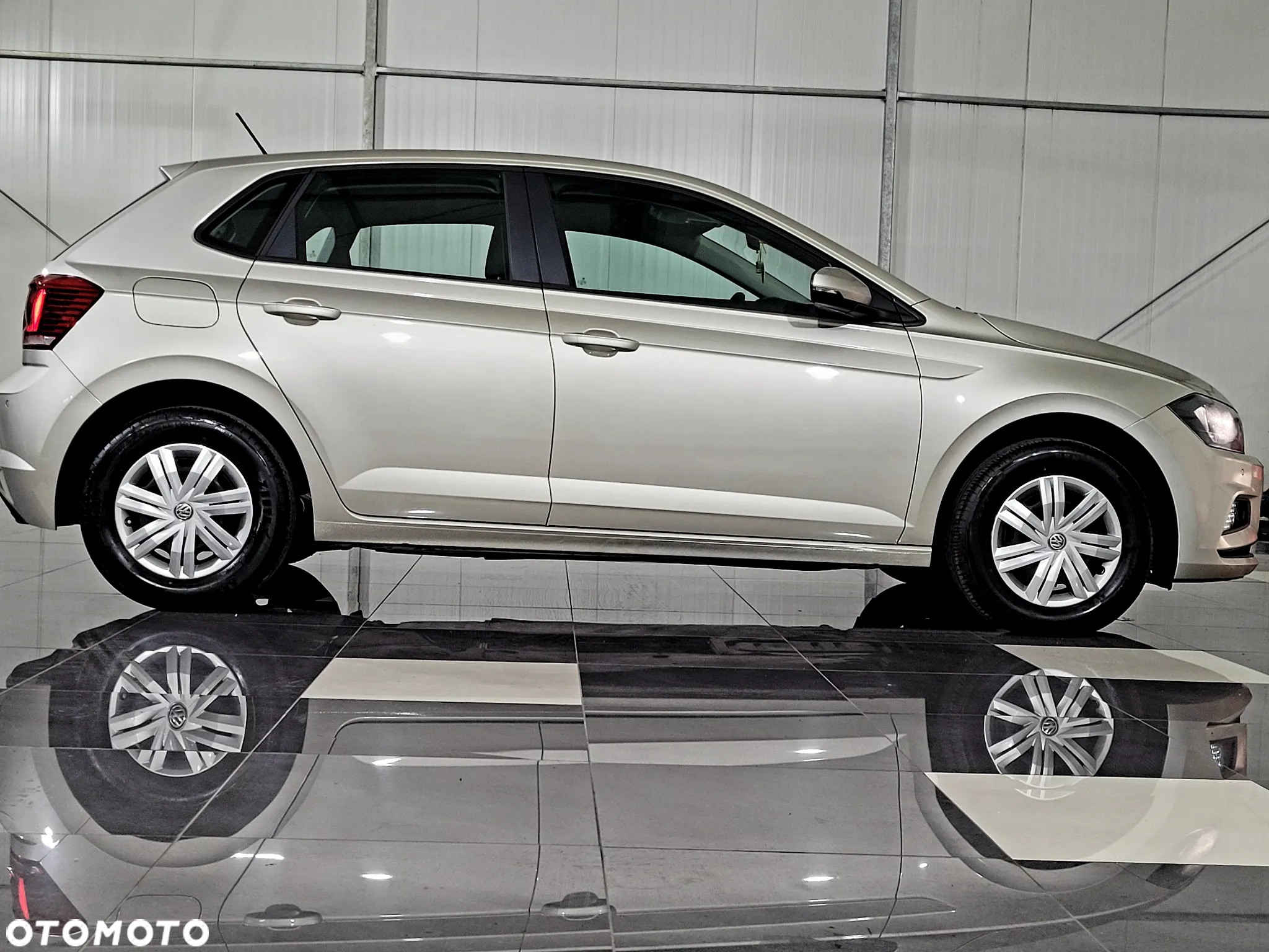 Volkswagen Polo 1.0 Comfortline - 13