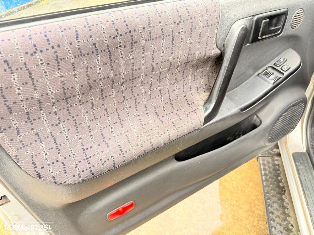 Opel Frontera 2.2 DTi OffRoad - 14