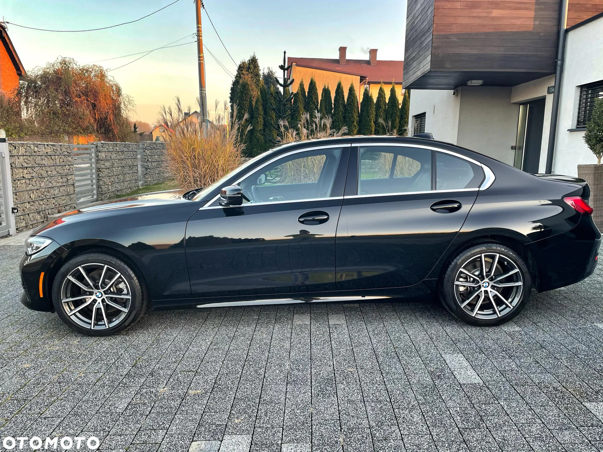 BMW Seria 3 330i - 7