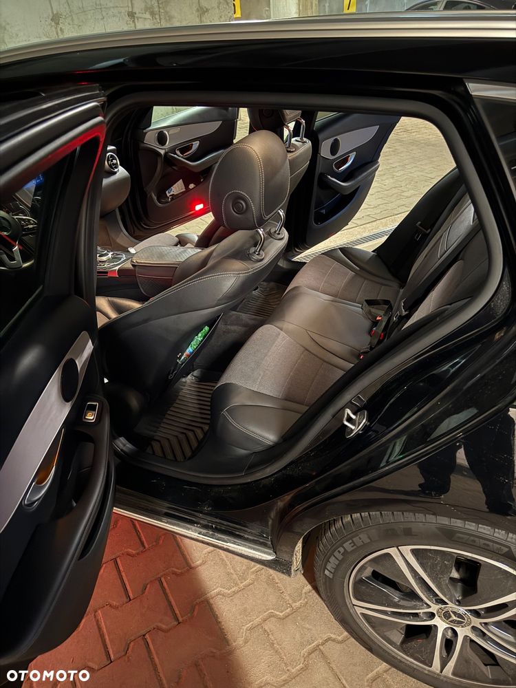 Mercedes-Benz Klasa C 220 d T 9G-TRONIC Avantgarde - 17