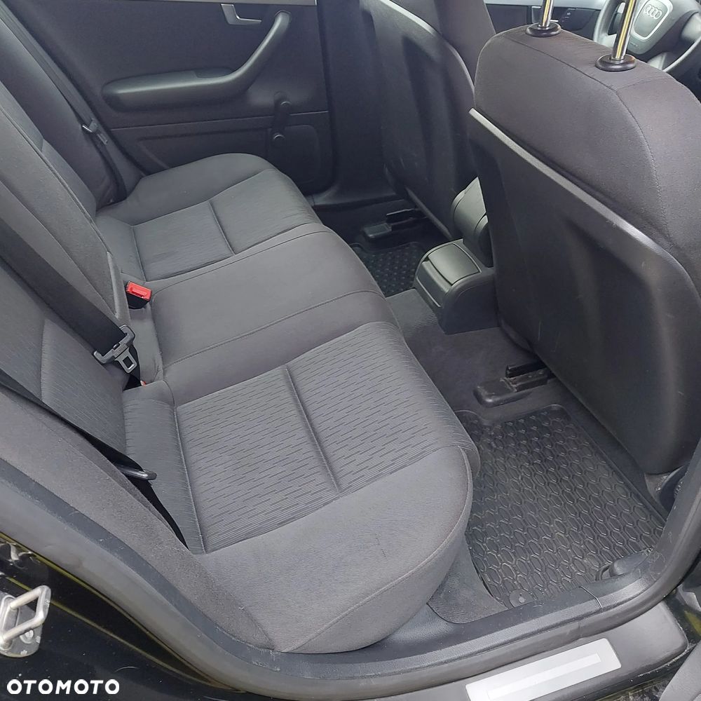 Audi A4 Limousine 2.0 TDI DPF quattro Ambiente - 10