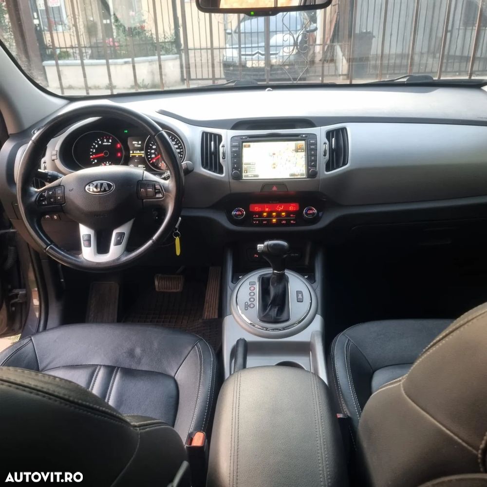 Kia Sportage 2.0 CRDI AWD Aut. Dream-Team Edition - 17