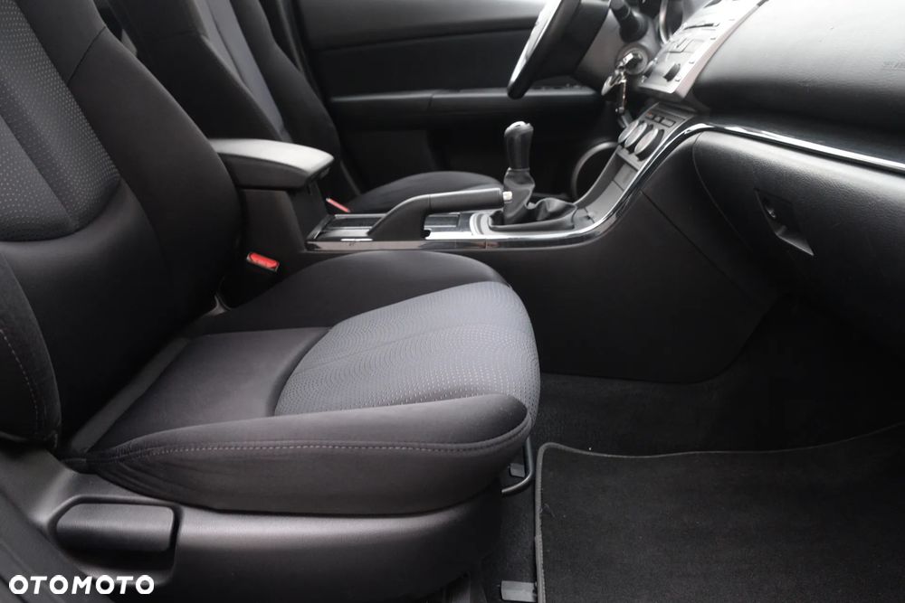 Mazda 6 2.0 CD Exclusive + - 38