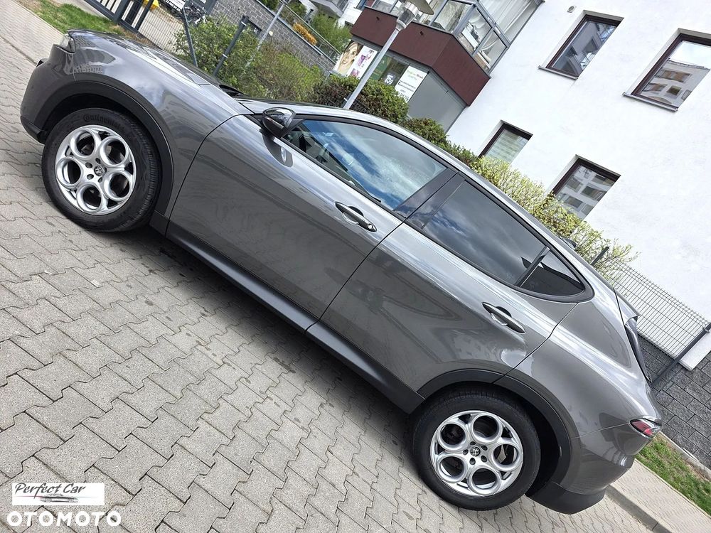 Alfa Romeo Tonale ver-1-5-t4-gse-mhev-sprint-dct - 5
