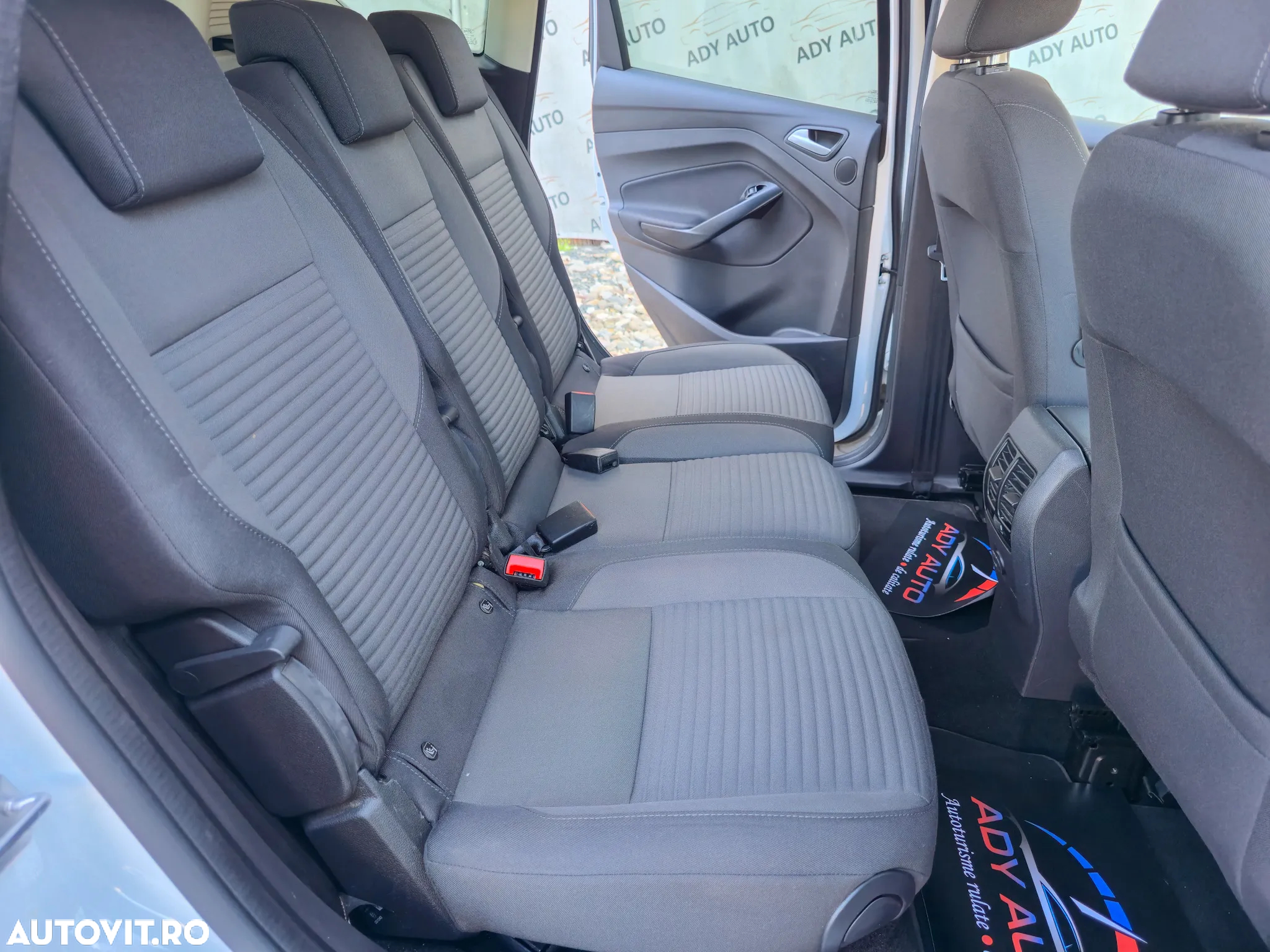 Ford C-Max 1.5 TDCi Start-Stop-System Trend - 17