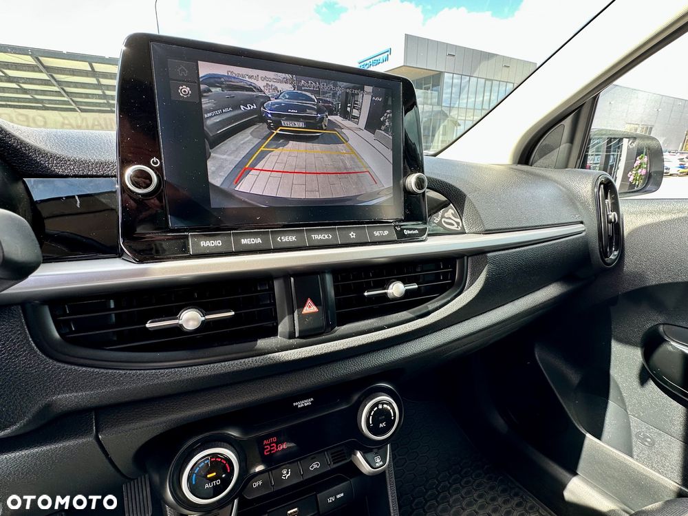 Kia Picanto 1.2 L - 8