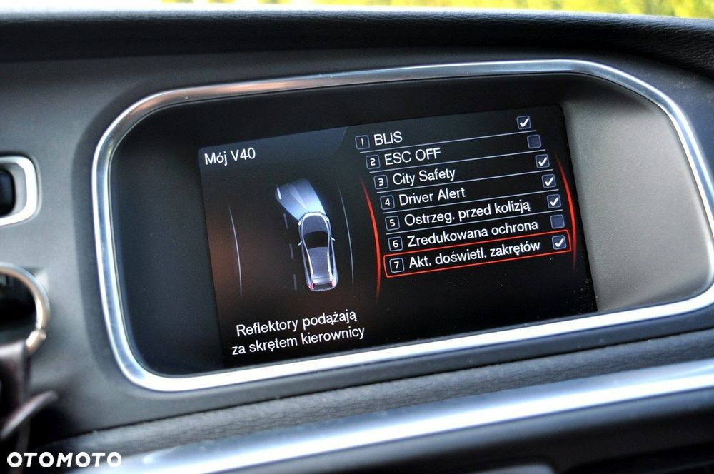 Volvo V40 Cross Country D2 Summum - 36