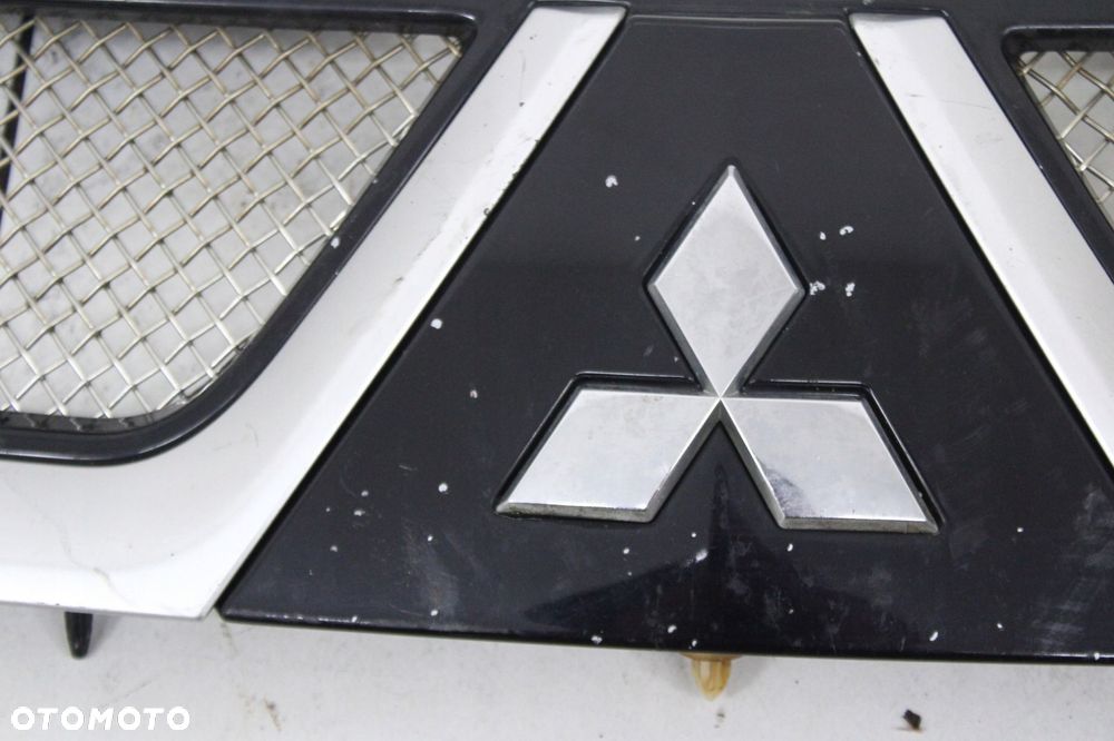 mitsubishi outlander ii 06r- grill atrapa chłodnicy - 5