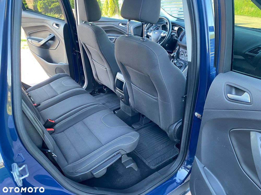 Ford Kuga - 26