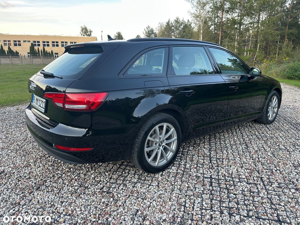 Audi A4 Avant 2.0 TDI Design S tronic - 9