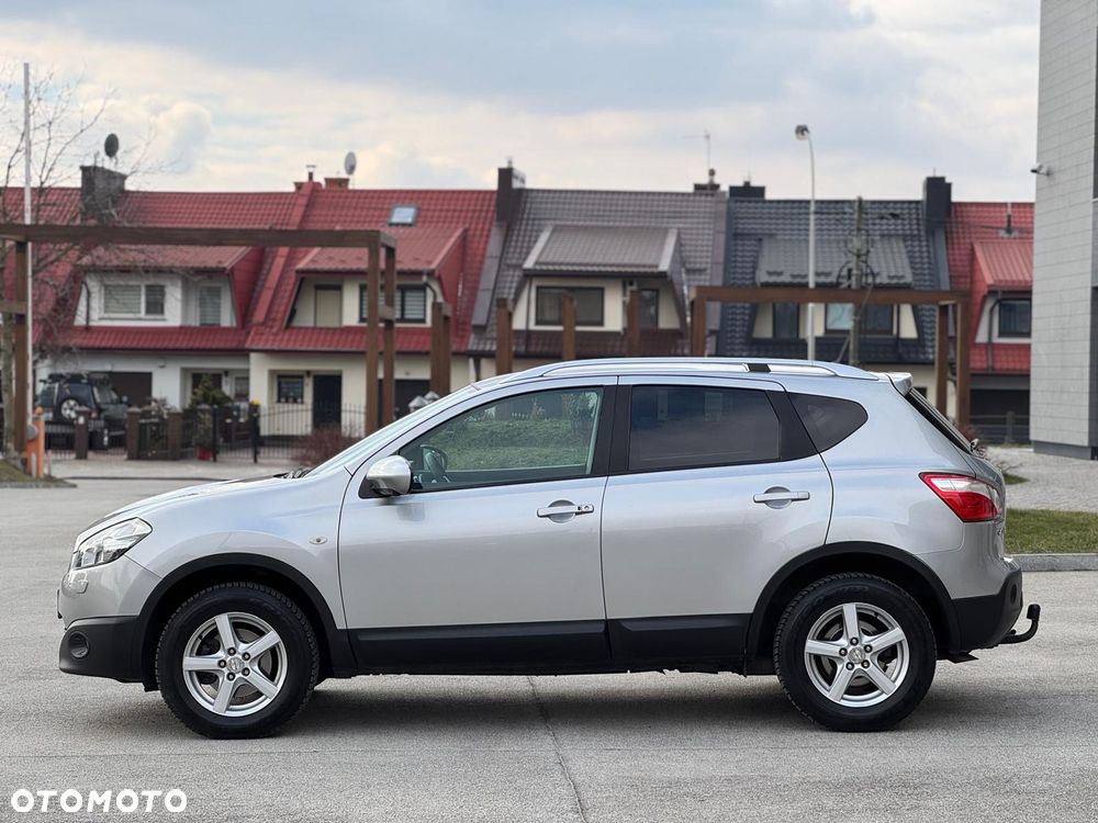 Nissan Qashqai 1.6 dCi 4 x 4 DPF Start/Stop tekna - 3