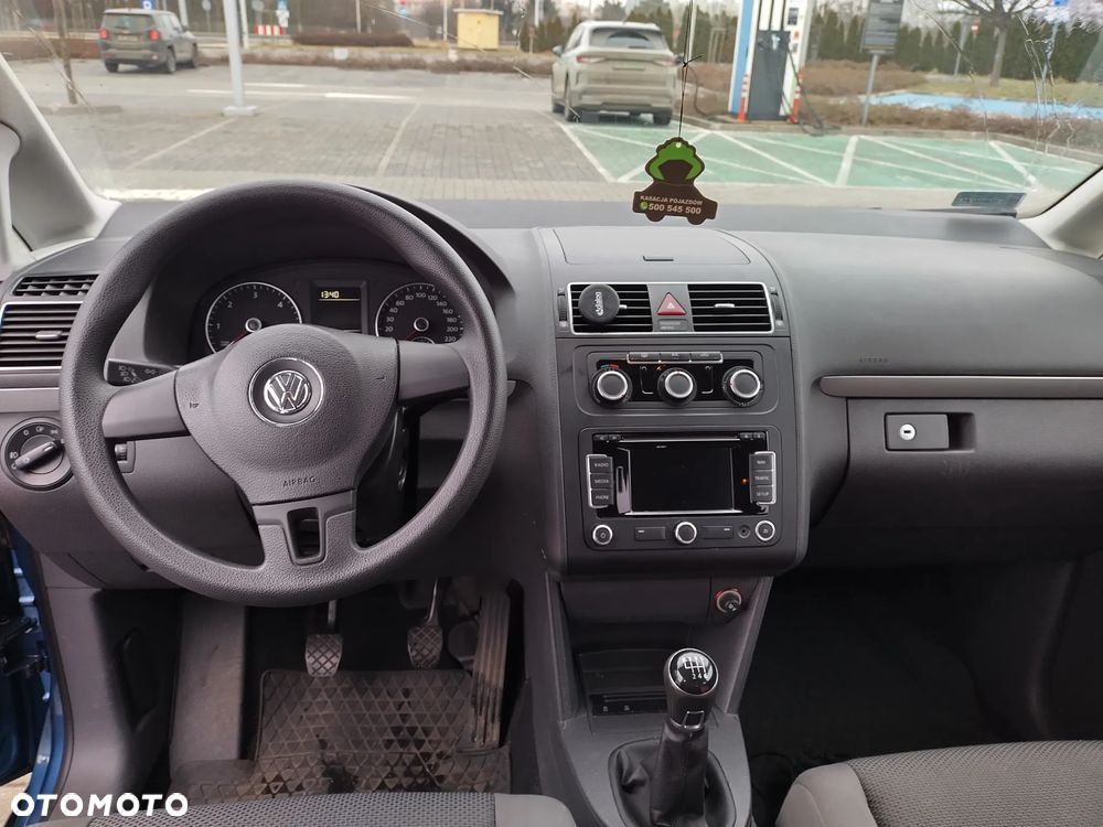 Volkswagen Touran 1.6 TDI DPF BlueMotion Technology Trendline - 4