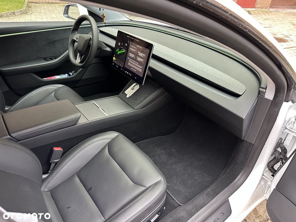 Tesla Model 3 Langstreckenbatterie Allradantrieb Dual Motor - 10