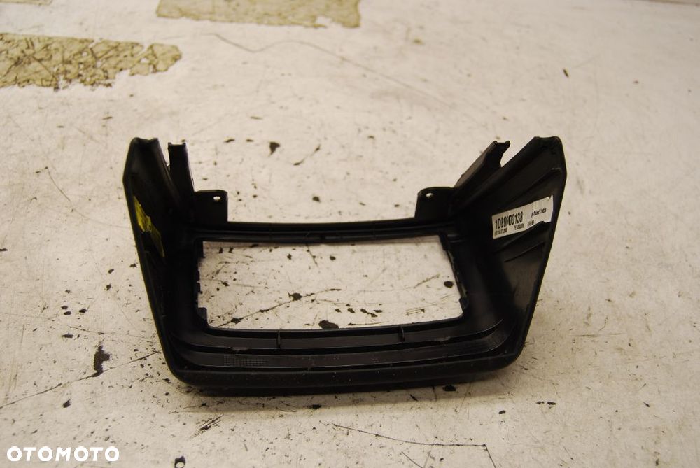 RAMKA KRATKA TUNELU TYŁ ŚRODKOWA 4L0864147A AUDI Q7 - 4