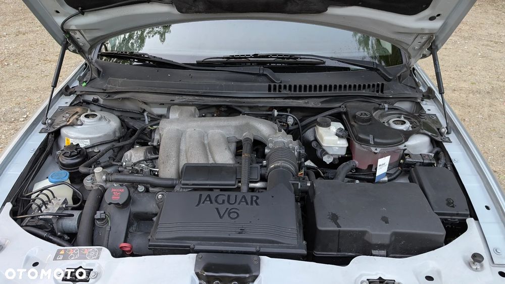 Jaguar X-Type 3.0 Executive - 16