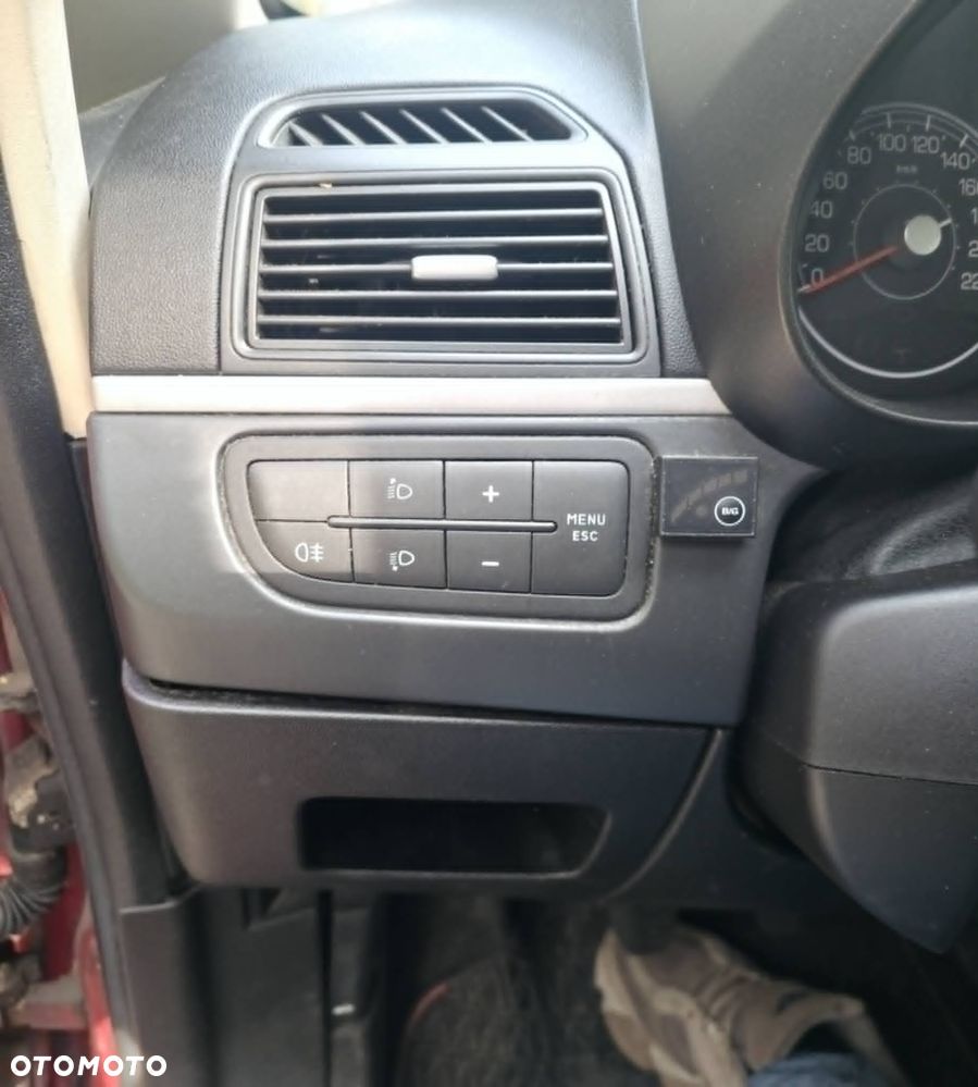 Fiat Grande Punto 1.4 8V Feel - 11