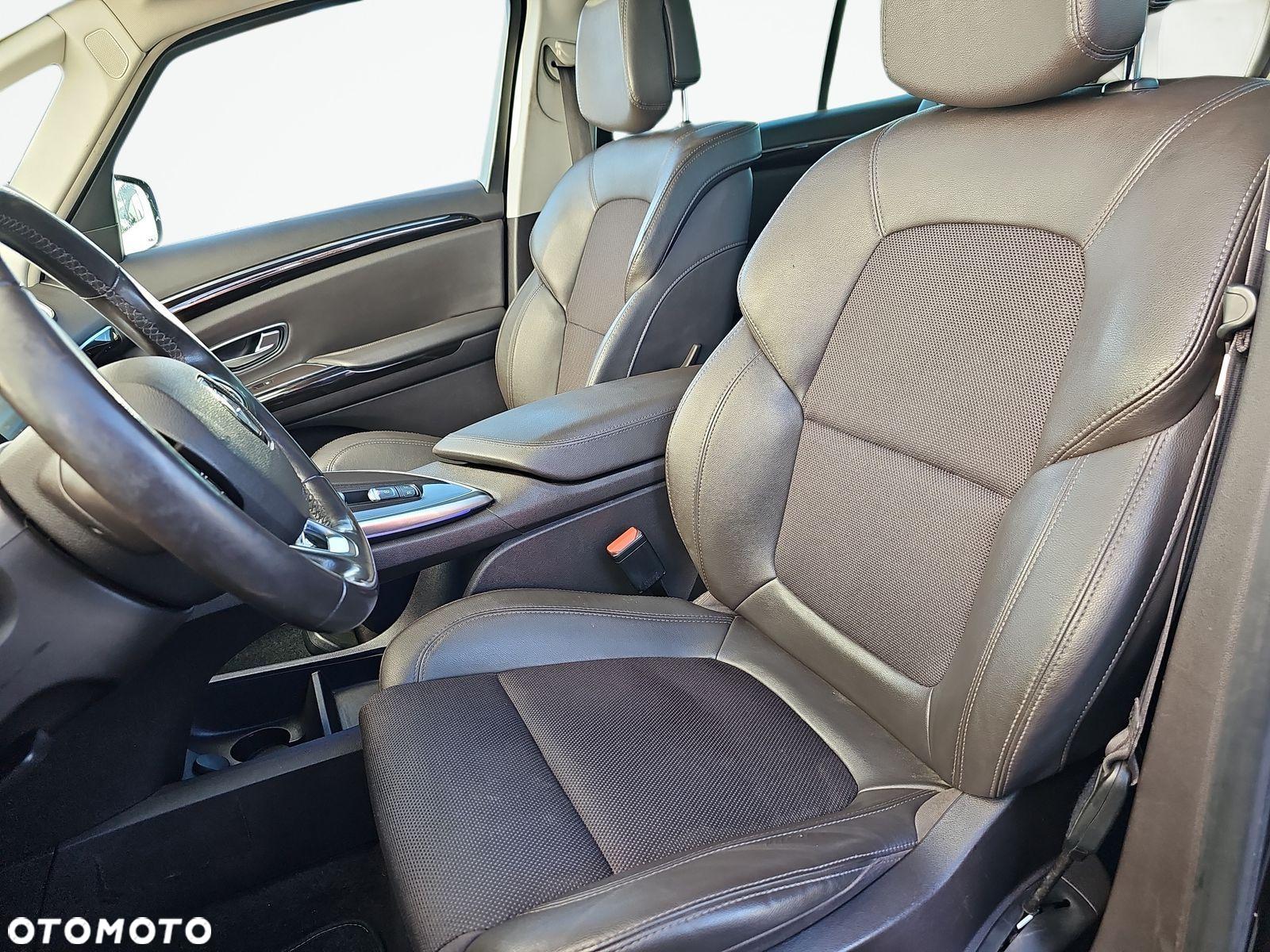 Renault Espace 1.6 dCi Energy Zen EDC - 12