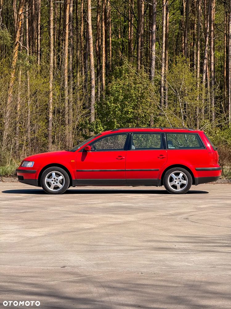 Volkswagen Passat 1.8 Comfortline - 4