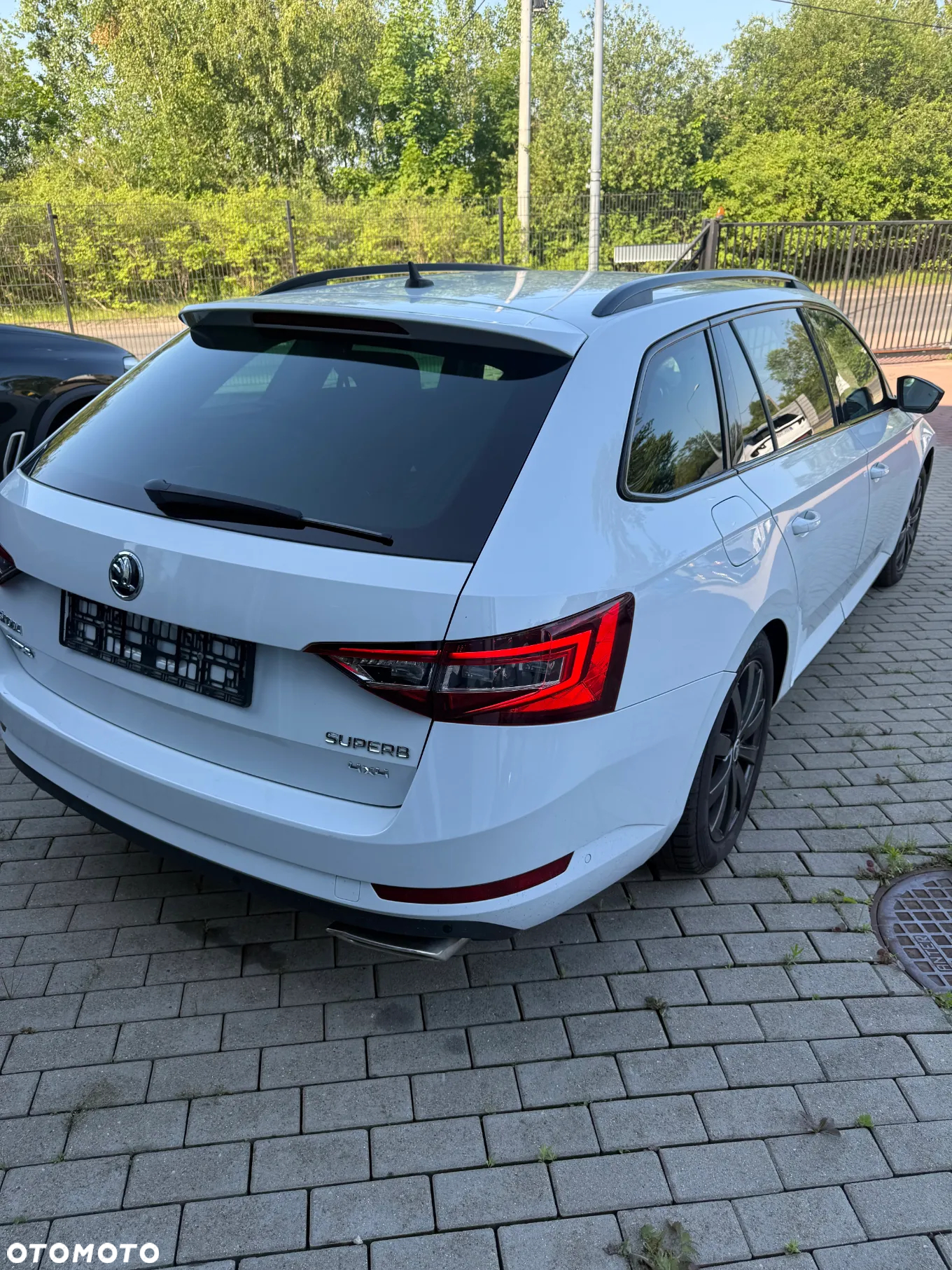 Skoda Superb 2.0 TSI 4x4 DSG Sportline - 3