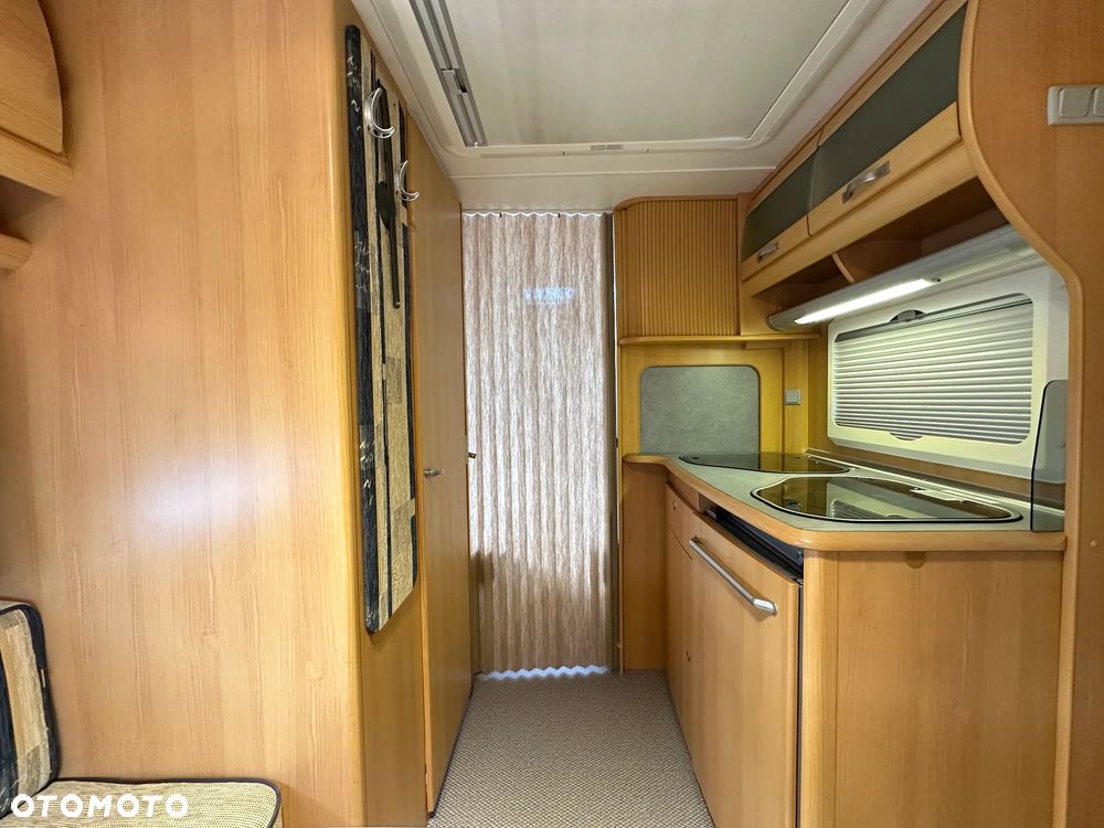 TEC 430 TRAVEL KING z napędem i przedsionkiem Isabella. - 16