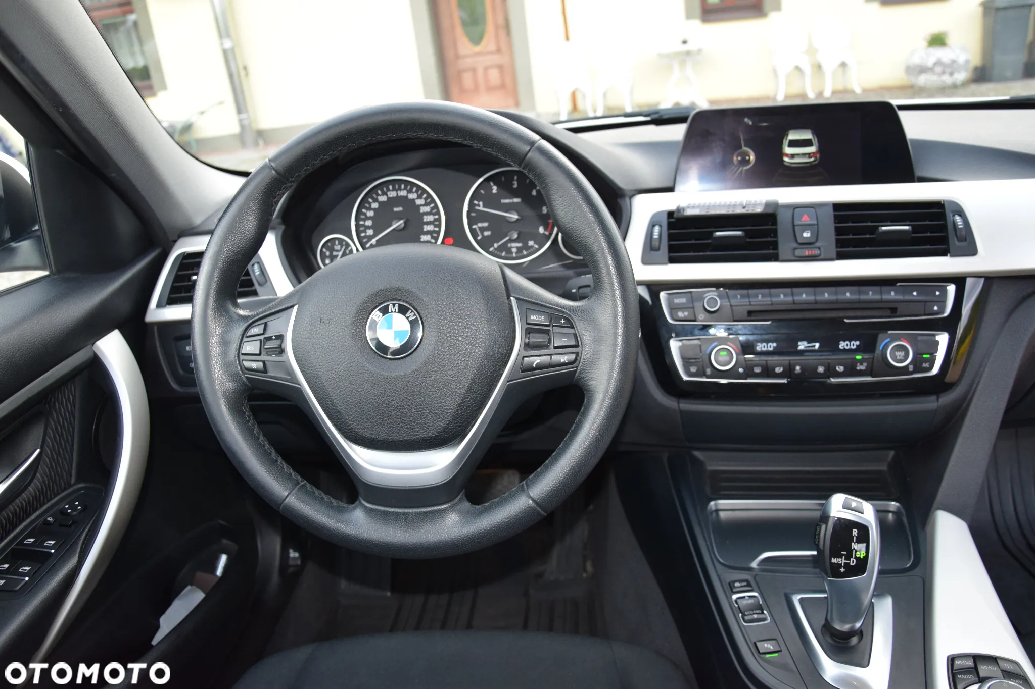 BMW Seria 3 316d - 11