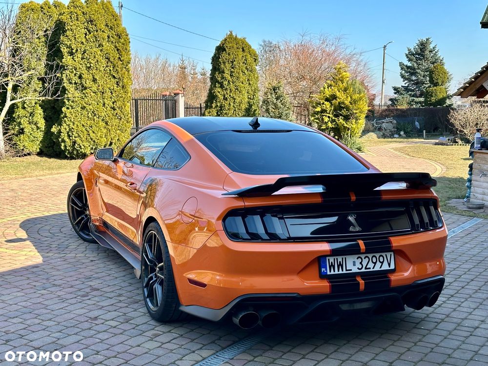Ford Mustang - 18