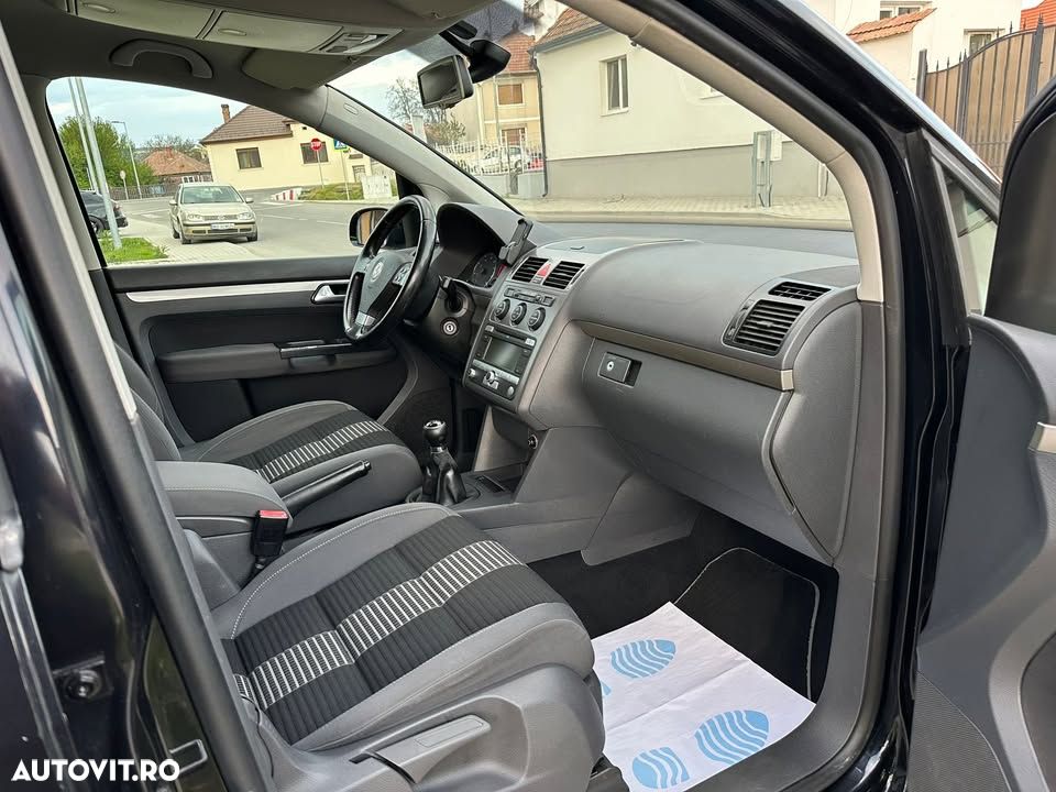 Volkswagen Touran 1.4 TSI United - 7