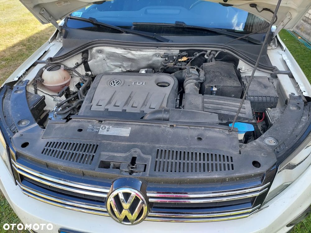 Volkswagen Tiguan 2.0 TDI DPF BlueMotion Technology Exclusive - 18