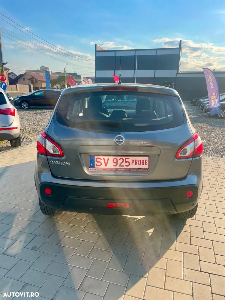 Nissan Qashqai 1.5 dCi DPF I-Way - 12