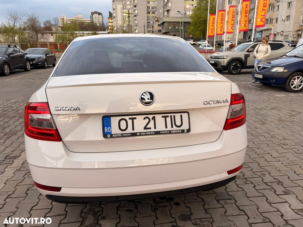 Skoda Octavia 1.5 TSI Ambition - 11