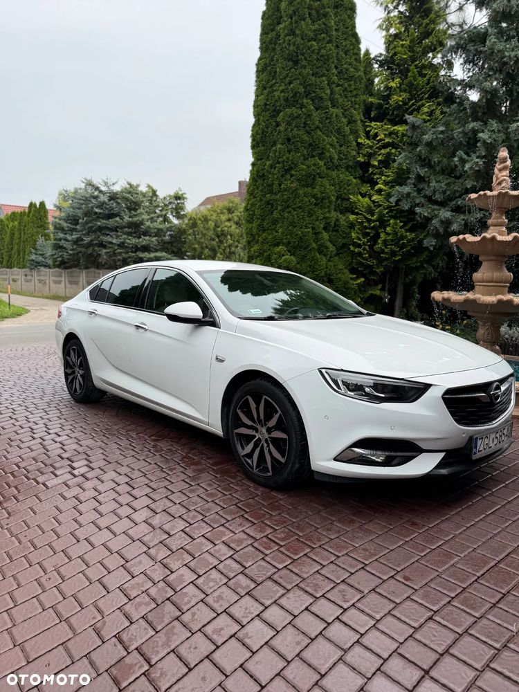 Opel Insignia 1.5 T Innovation S&S - 9