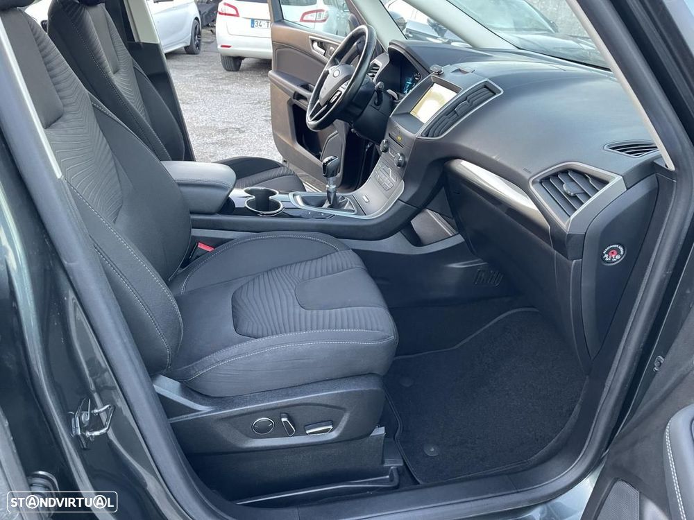 Ford S-Max 2.0 TDCi Business - 27