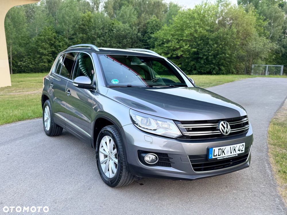 Volkswagen Tiguan 2.0 TDI DPF 4Motion BlueMotion Technology DSG Lounge Sport & Style - 11