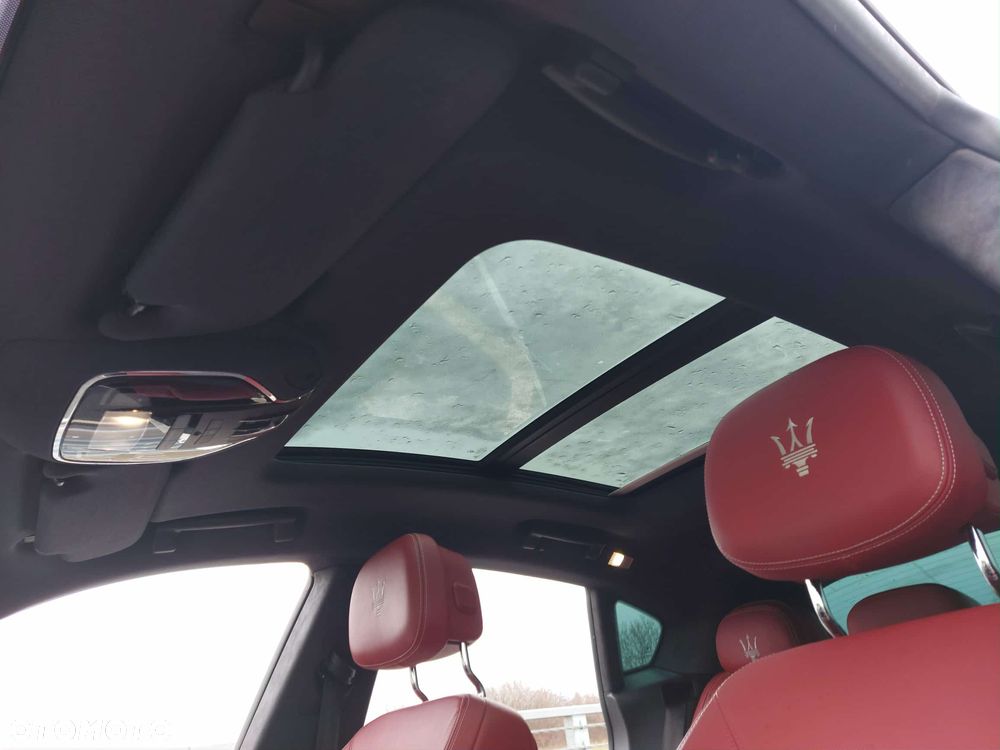 Maserati Levante Q4 GranLusso - 17