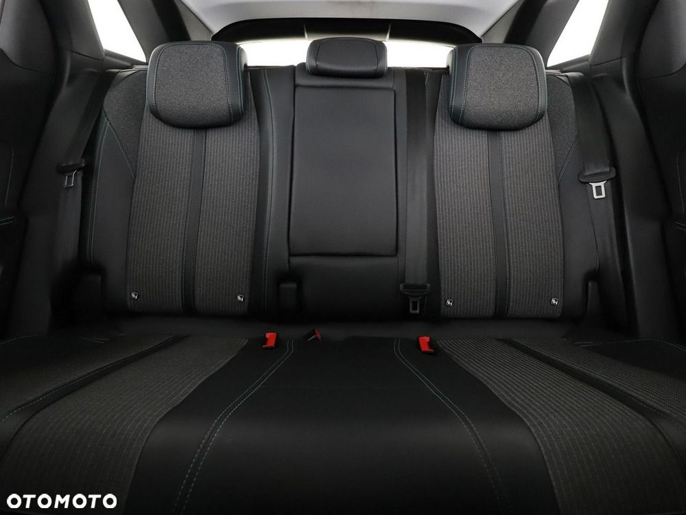 Peugeot 3008 1.6 PureTech Hybrid PHEV Allure Pack S&S EAT8 - 19