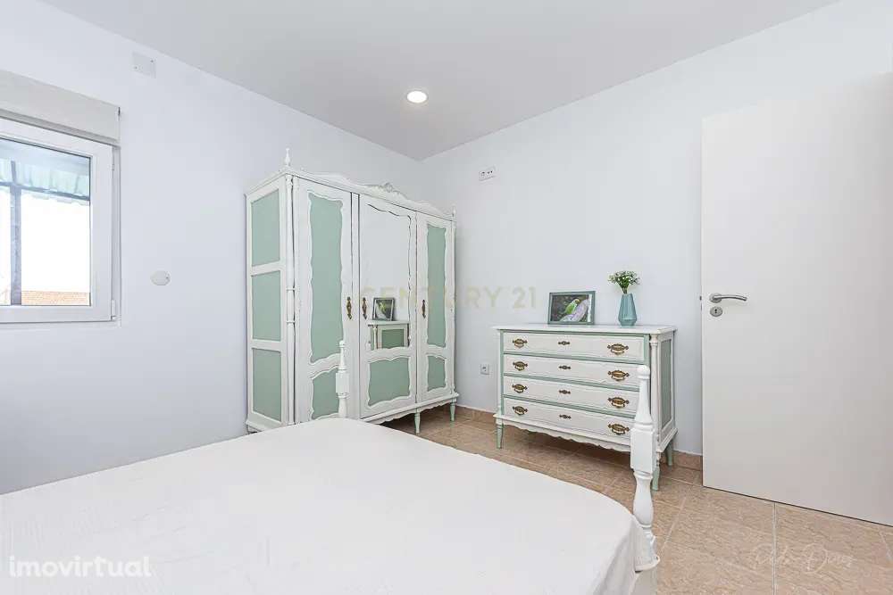 Alojamento Estudantil LÁ-SALETTE  ( quarto Periquito de Colar 10m2 ) - Grande imagem: 3/31