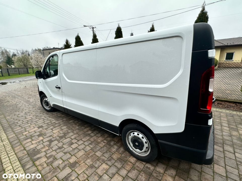 Opel Vivaro Chlodnia pod Farmaceutyki euro 6 - 9