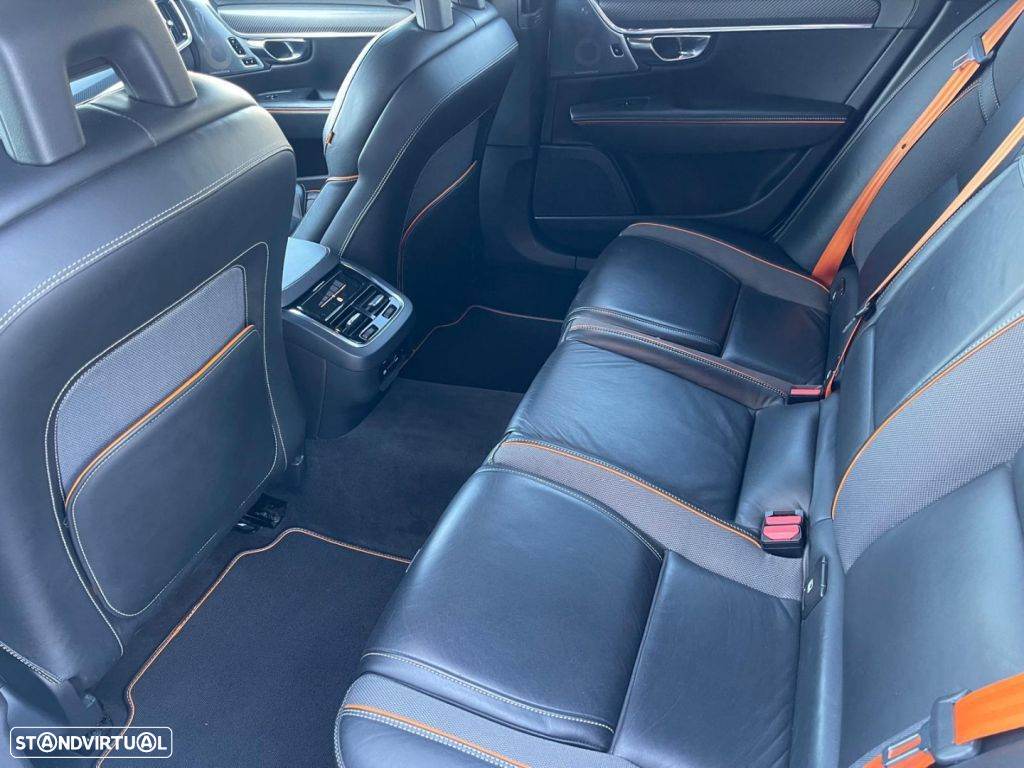 Volvo V90 Cross Country 2.0 D5 Plus AWD Geartronic - 13