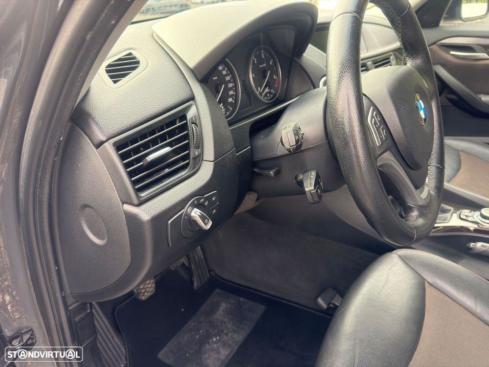 BMW X1 20 d sDrive EfficientDynamics - 34