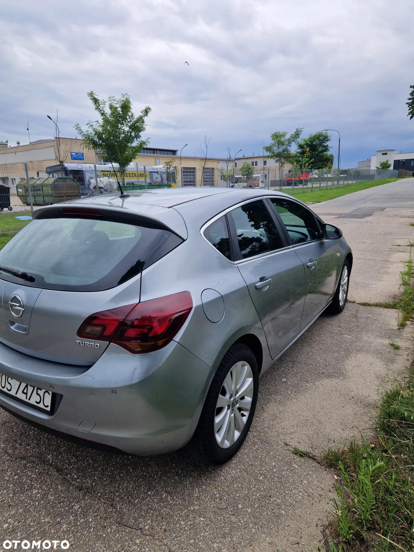 Opel Astra IV 1.4 T Cosmo - 10