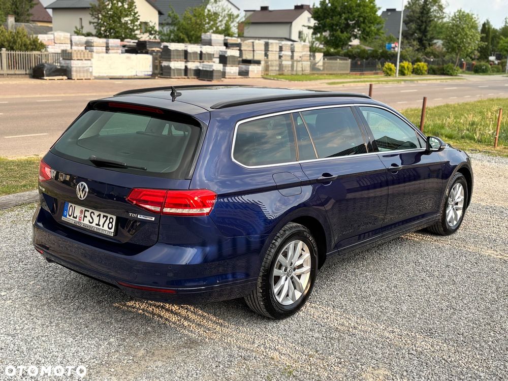 Volkswagen Passat - 27