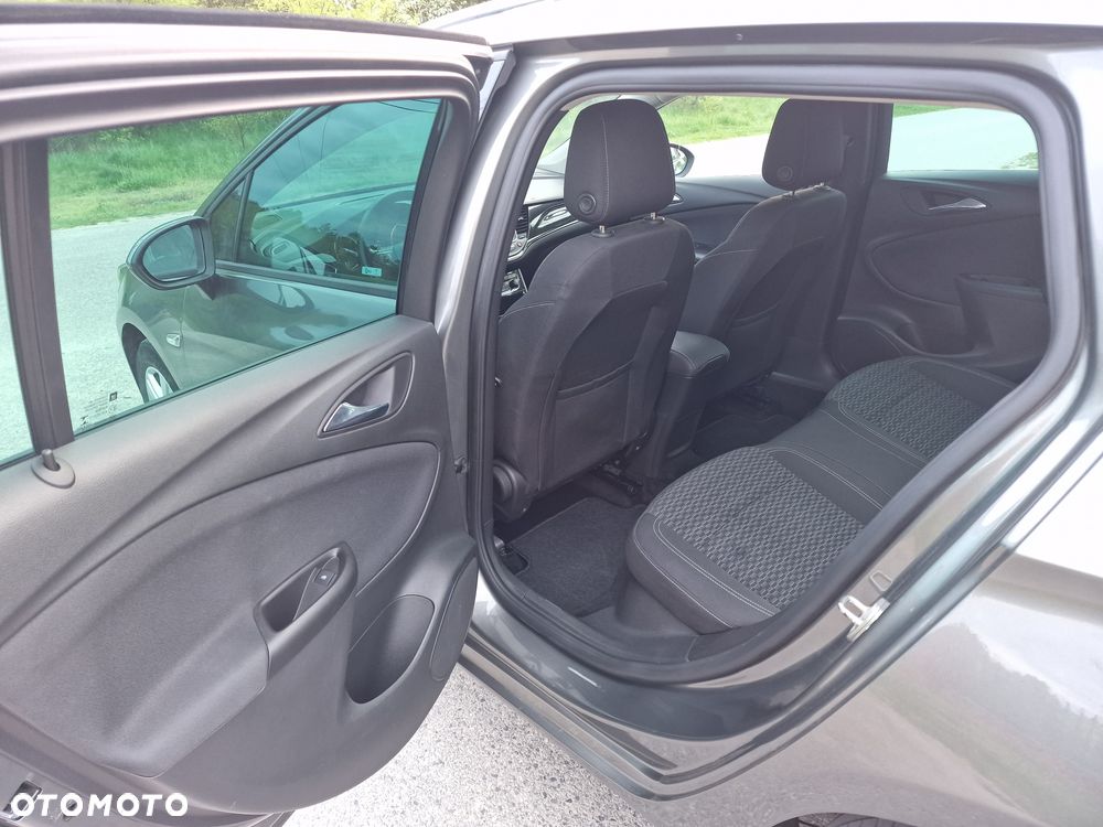Opel Astra 1.6 CDTI Sports Tourer Active - 16