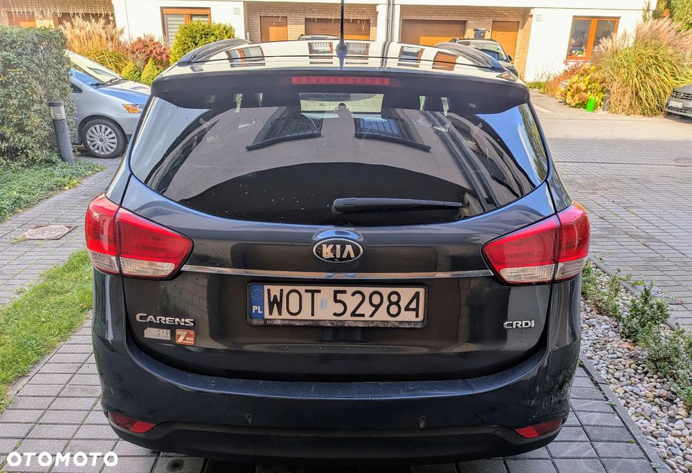 Kia Carens 2013 photo 3