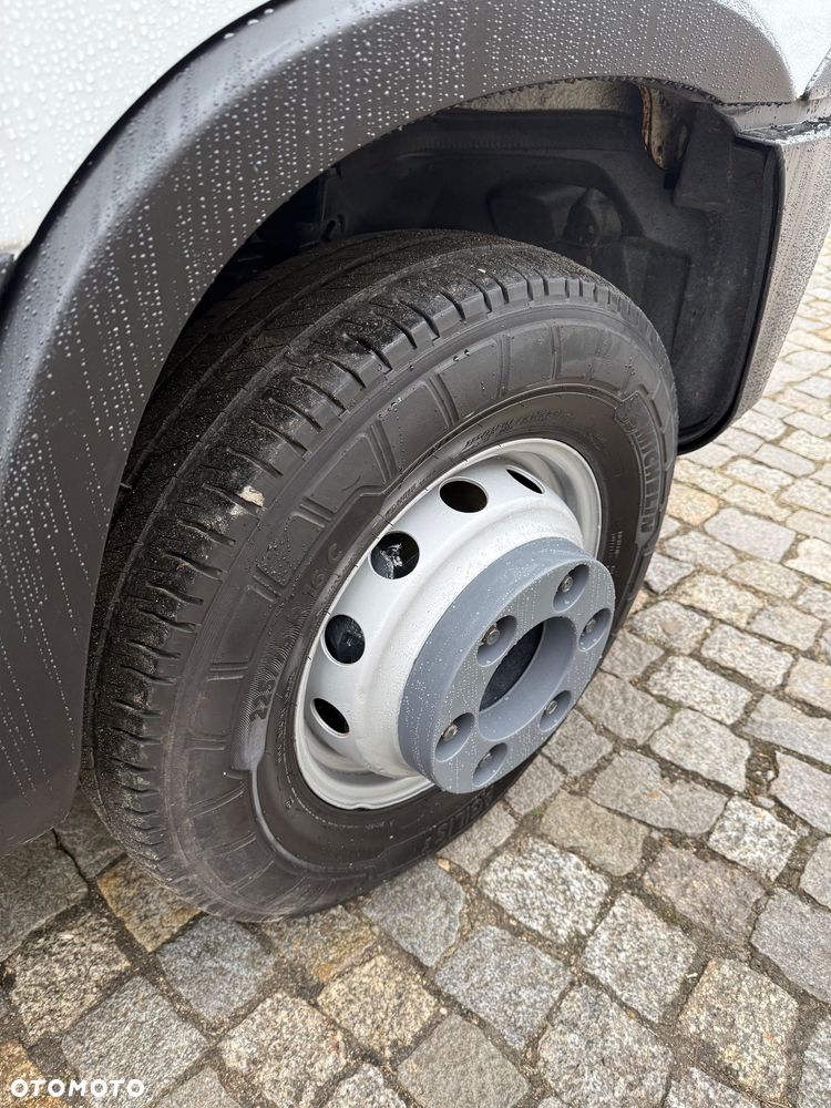 Iveco Daily 70C17 35C15 50C15 - 23