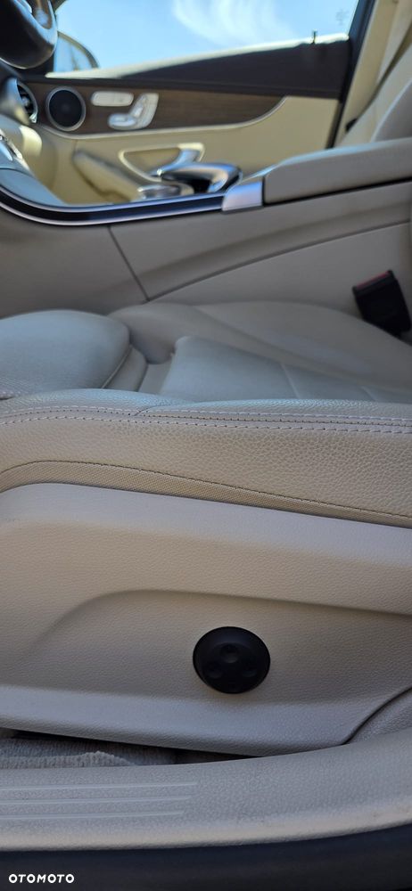 Mercedes-Benz Klasa C 300 e 9G-TRONIC Avantgarde - 21